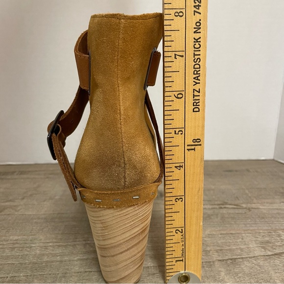 Free People Bungalow Clog Boot Tan Suede Leather Ankle Buckle Strap 38 US 7.5/8 - Picture 8 of 16